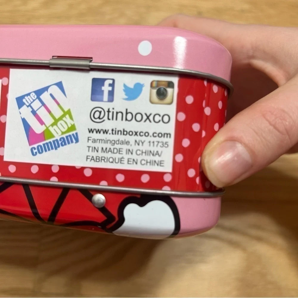Hello Kitty Christmas Tin Purse Strap Beads NEW Gift Storage Pink Metal